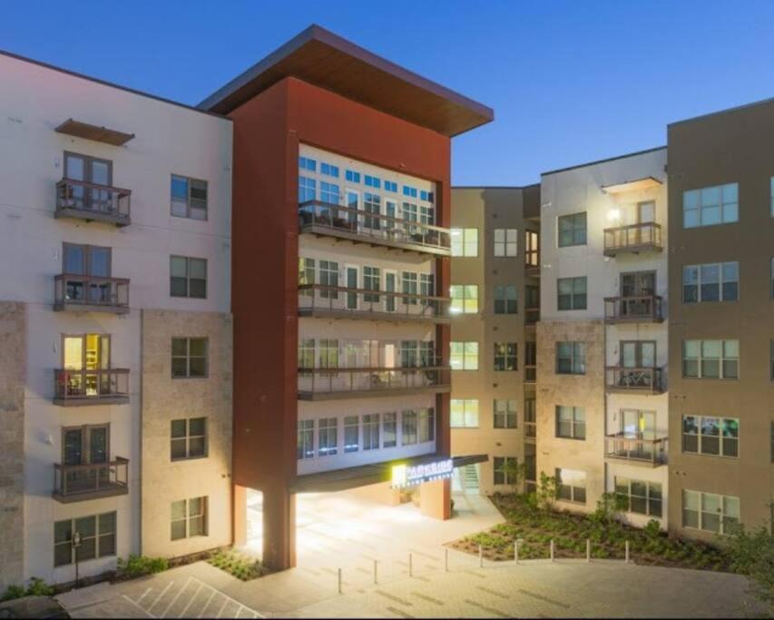 Luxurious, 1 Bedroom Near Downtown & Dickies Arena Fort Worth Exteriör bild